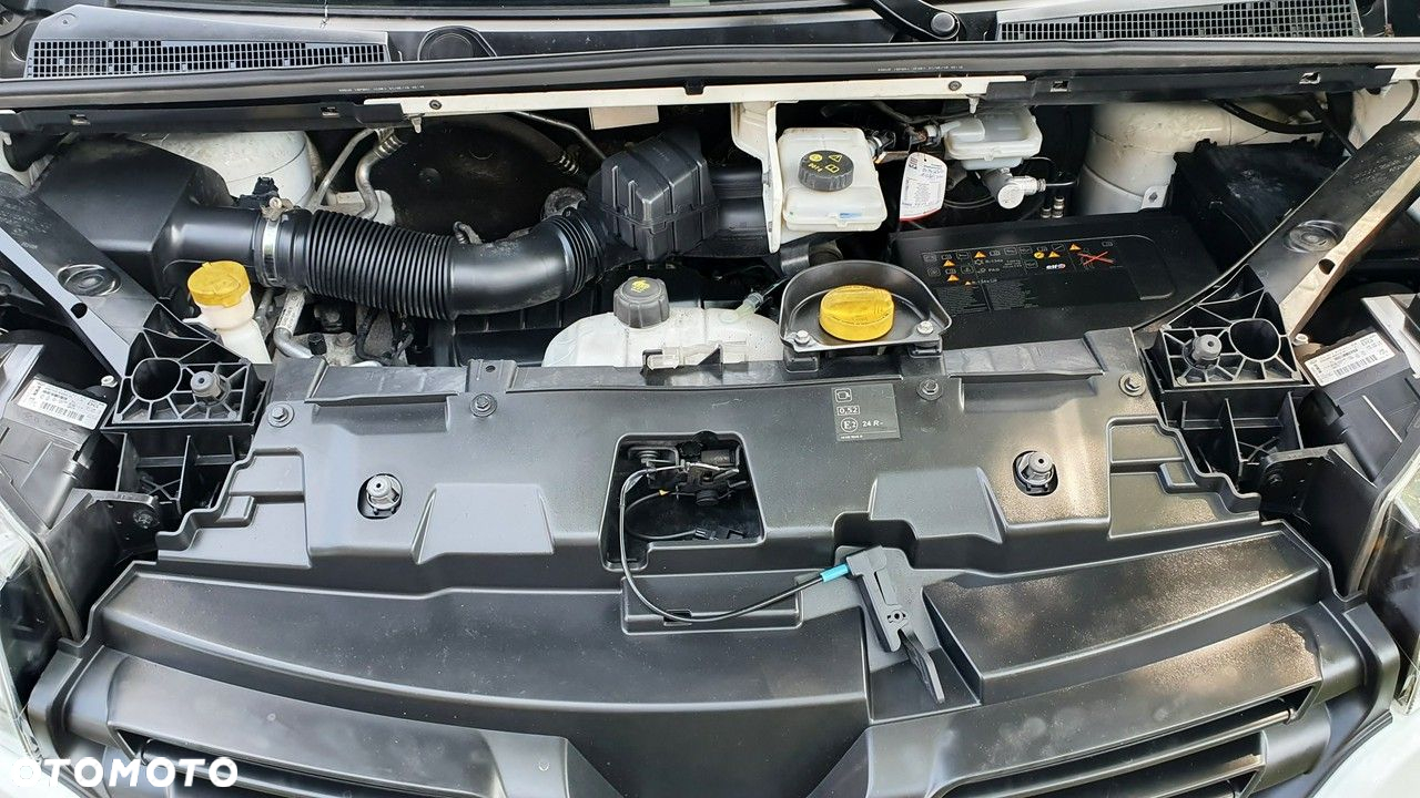 Renault Trafic - 34