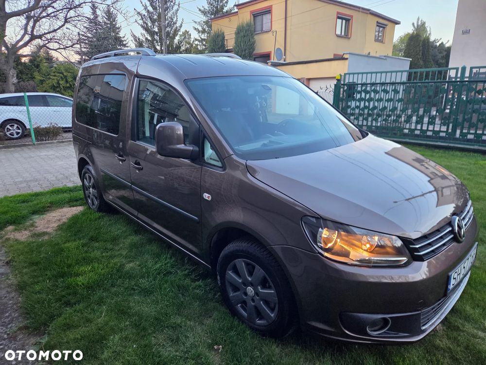 Volkswagen Caddy Highline DSG - 11