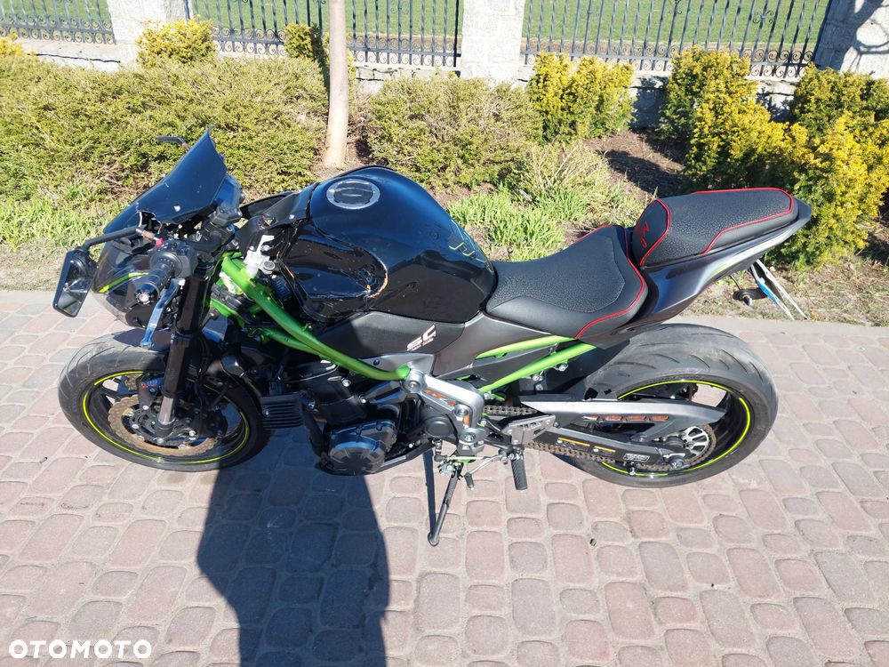 Kawasaki Z 900 - 3