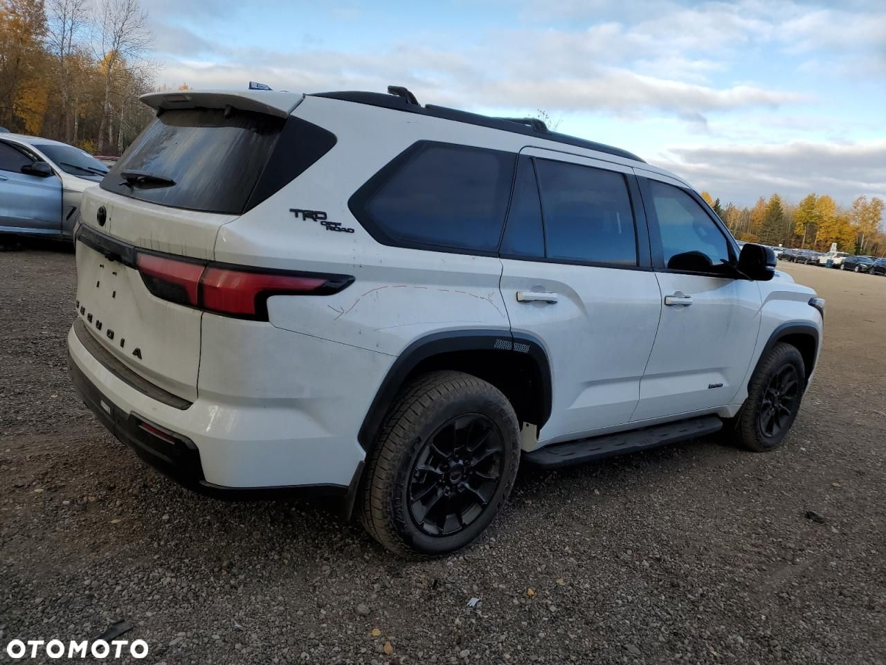 Toyota Sequoia - 4