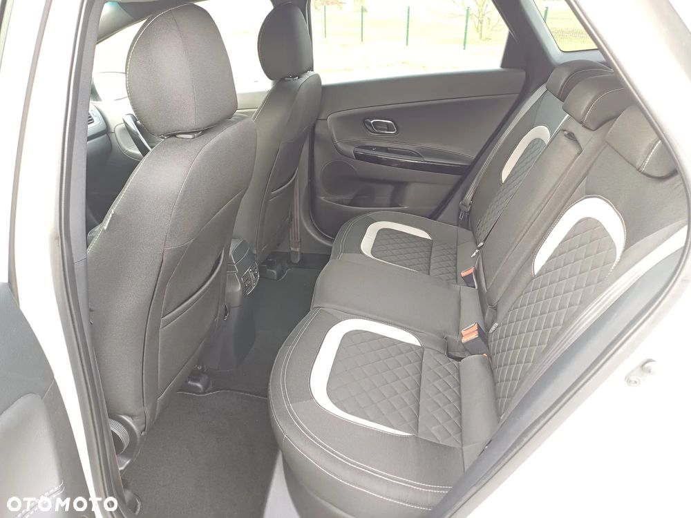 Kia Ceed 1.6 CRDi GT Line DCT - 11