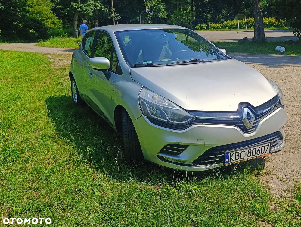 Renault Clio - 5