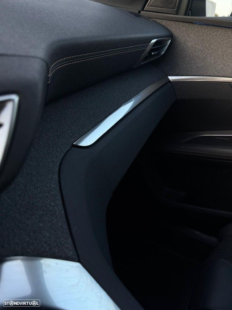 Peugeot 3008 1.2 PureTech GT Line - 18