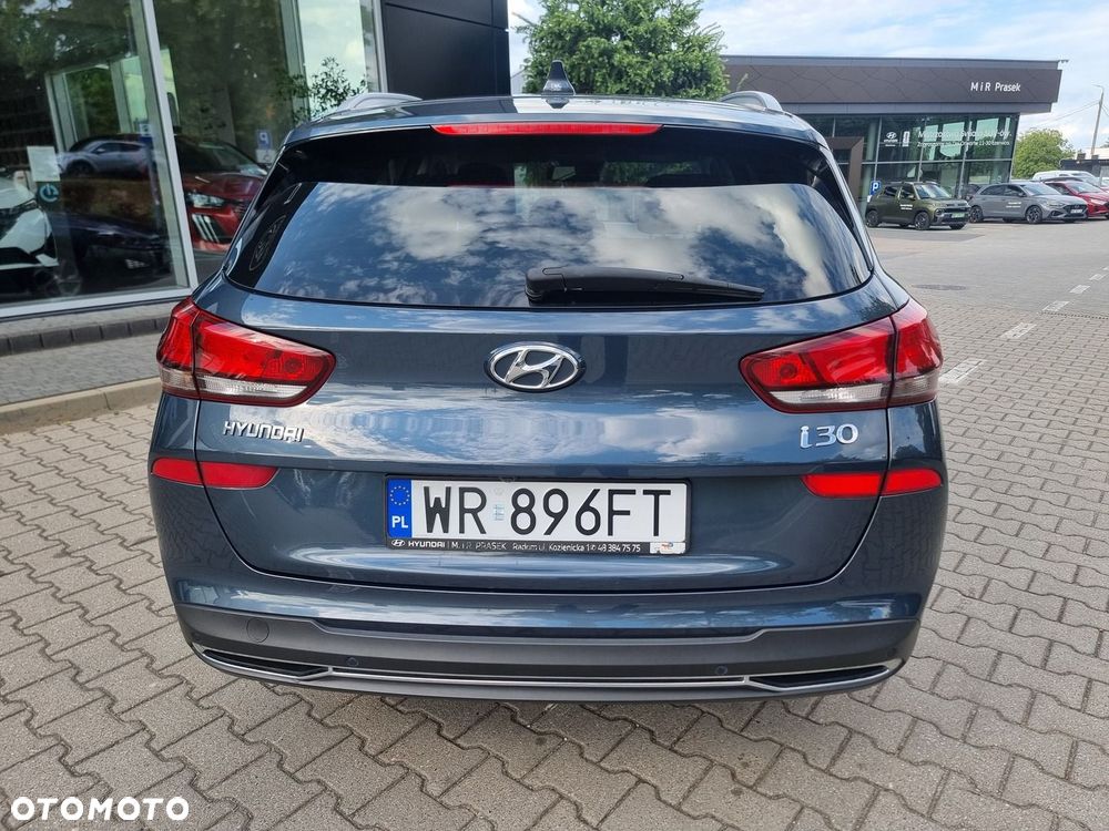 Hyundai i30 1.5 T-GDI 48V Smart - 14
