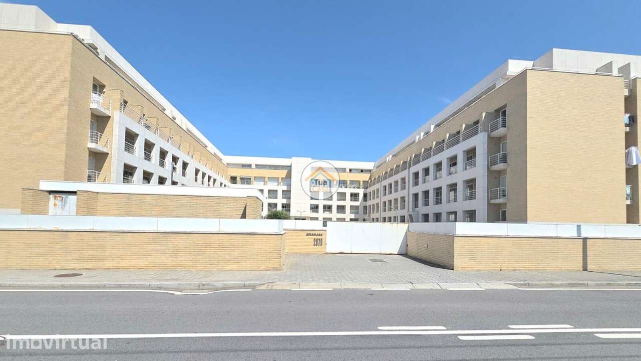 Apartamento T2 com Varanda e Garagem Fechada | Arcozelo – Granja - Grande imagem: 2/32