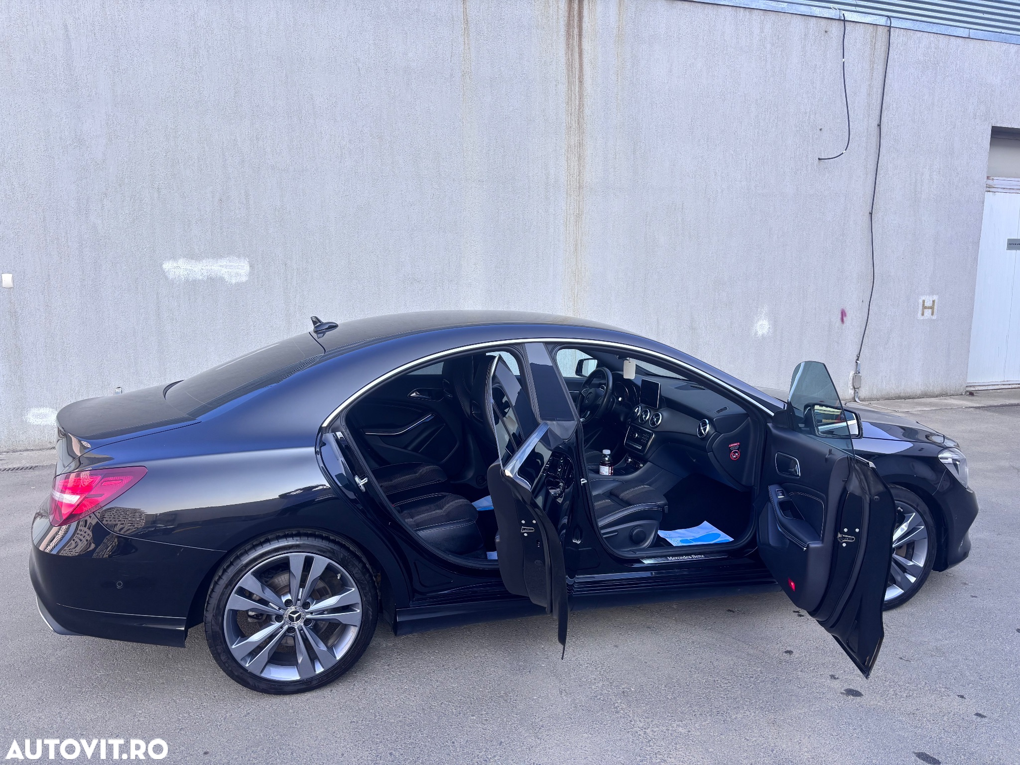 Mercedes-Benz CLA - 5