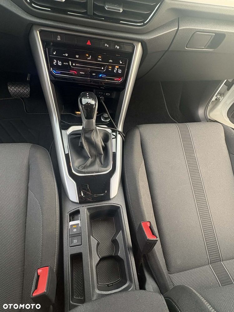 Volkswagen T-Roc 1.5 TSI Life DSG - 22
