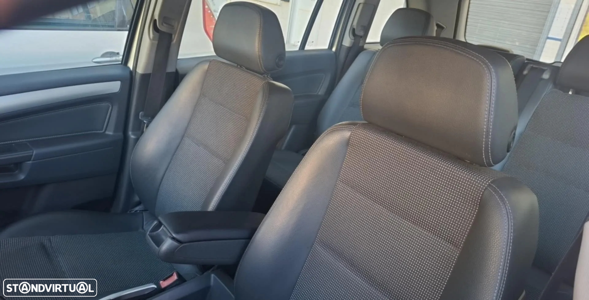 Opel Zafira 1.7 CDTi Cosmo - 8