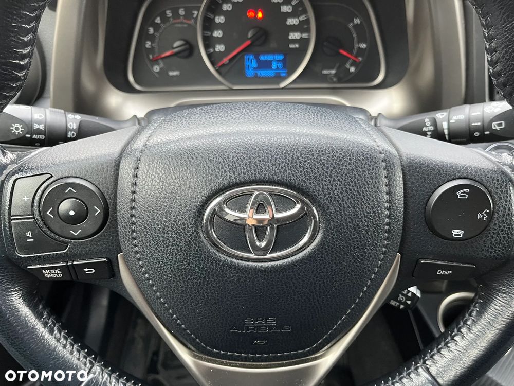 Toyota RAV4 2.0 D-4D Premium 4x2 - 18