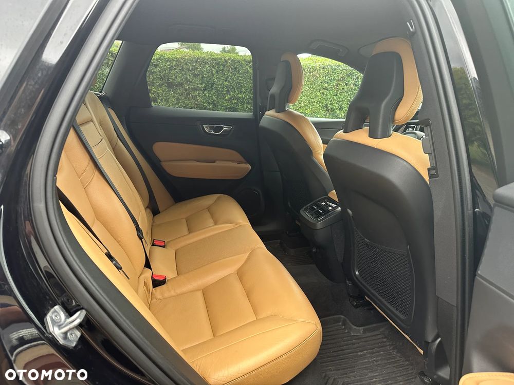 Volvo XC 60 D5 AWD Geartronic Inscription - 15
