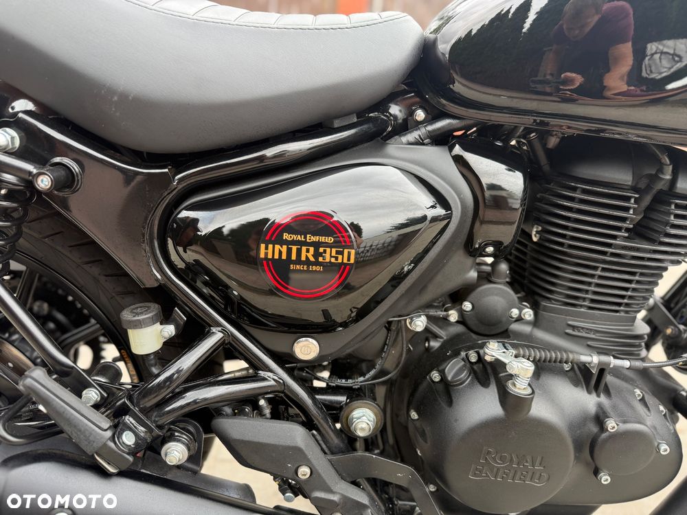 Royal Enfield HNTR - 11