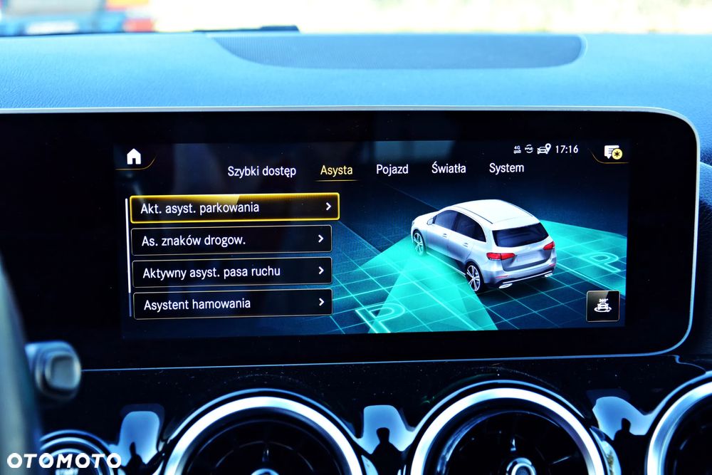 Mercedes-Benz Klasa B 200 d 8G-DCT - 31