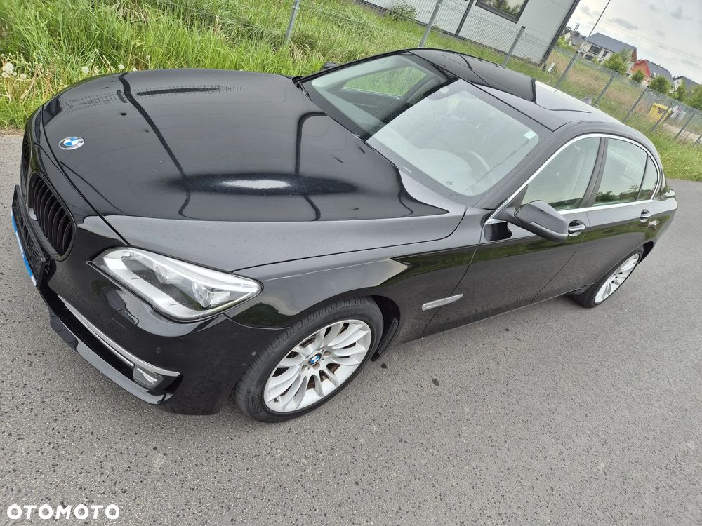 BMW Seria 7 740Li - 14