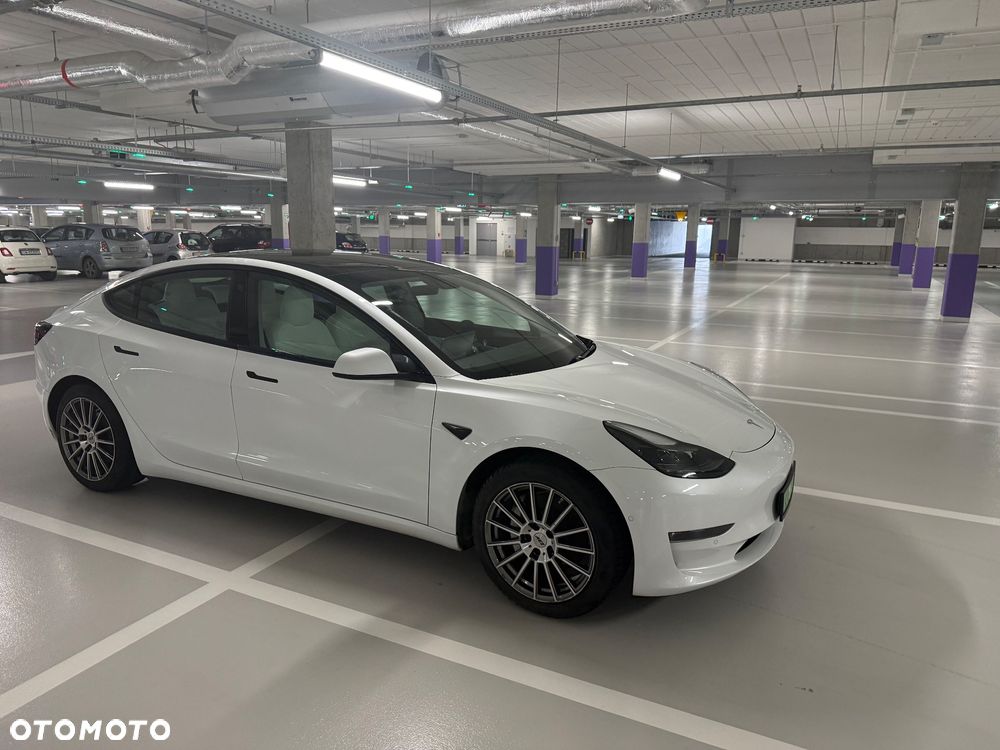 Tesla Model 3 Langstreckenbatterie Allradantrieb Dual Motor - 3