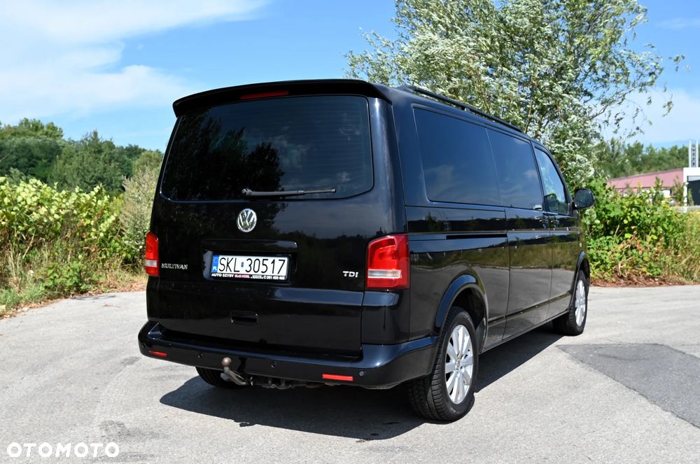 Volkswagen Multivan - 8