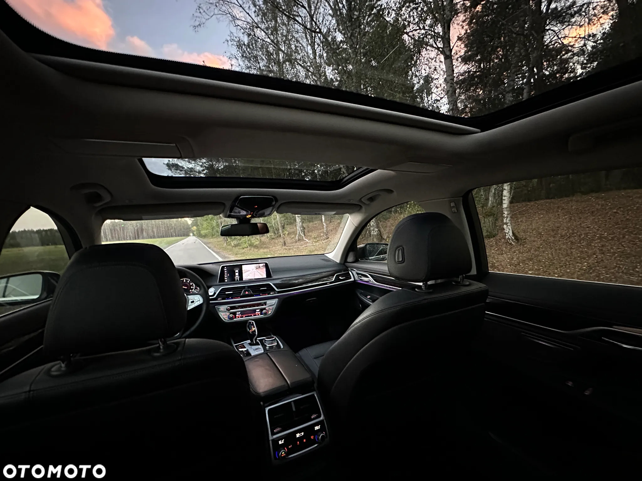 BMW Seria 7 740Li - 14