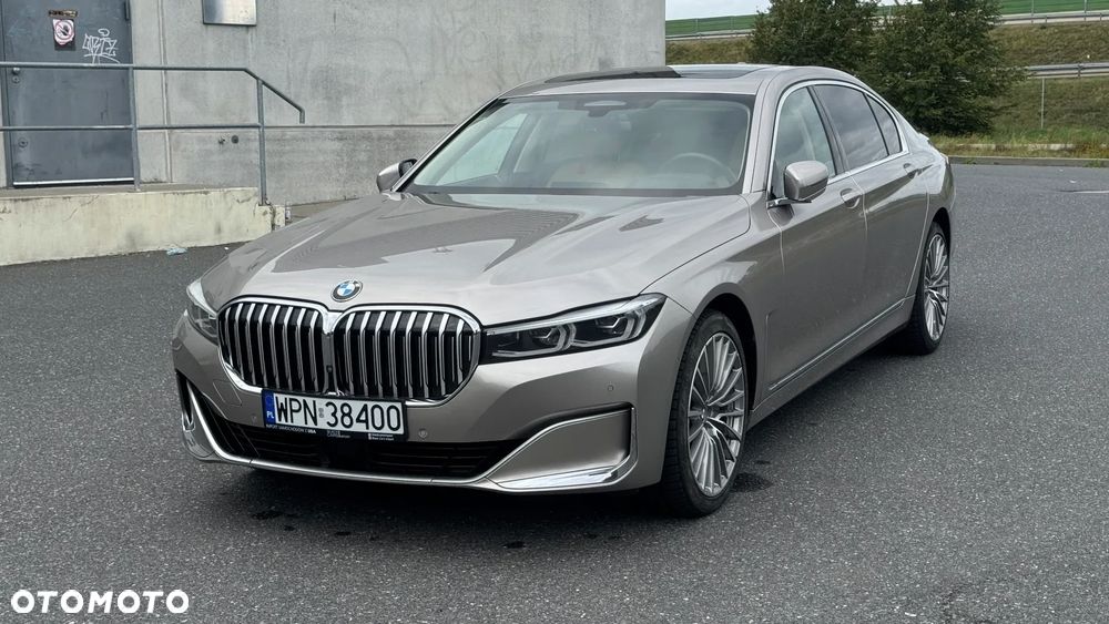 BMW Seria 7 750Li xDrive - 3