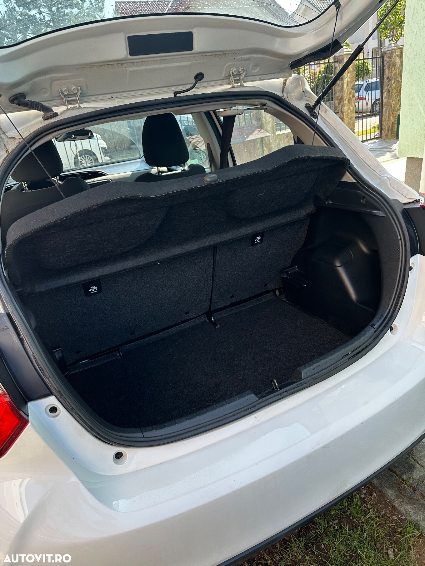 Toyota Yaris 1.5 L VVT-iE Multidrive S Active - 8