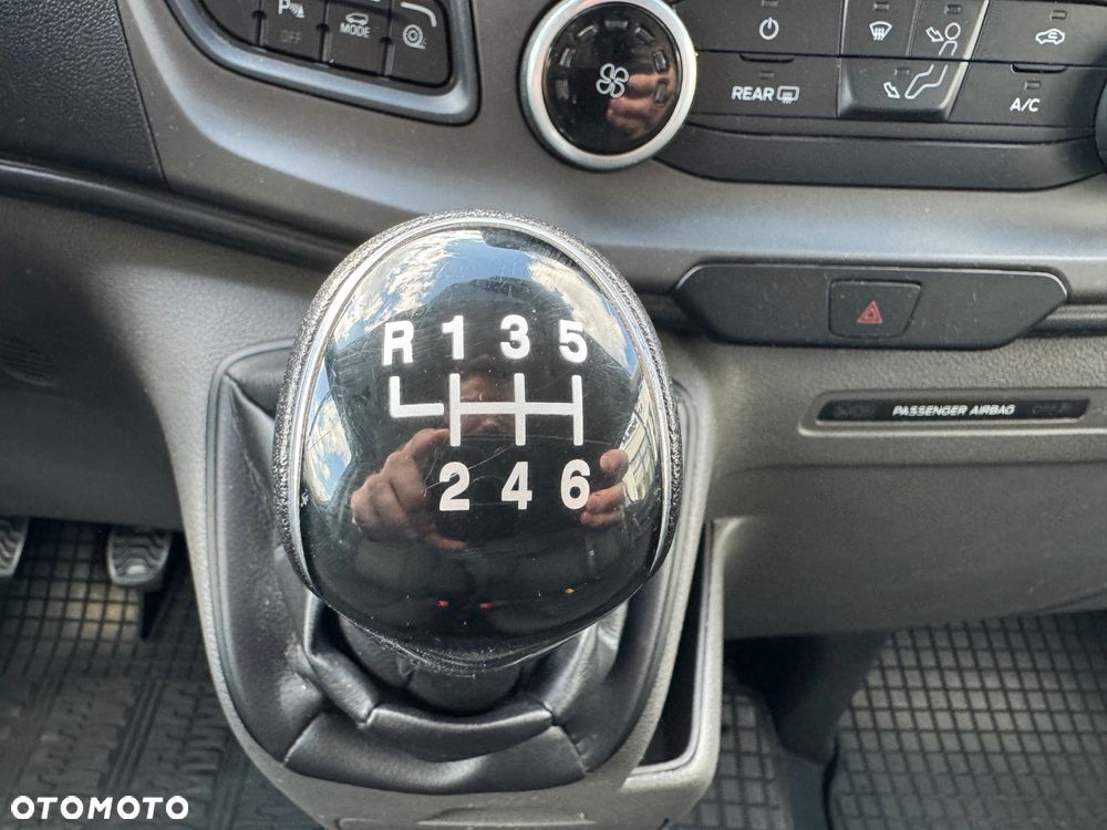 Ford Transit Custom Kombi-Van 320 L2H1 Trend - 30