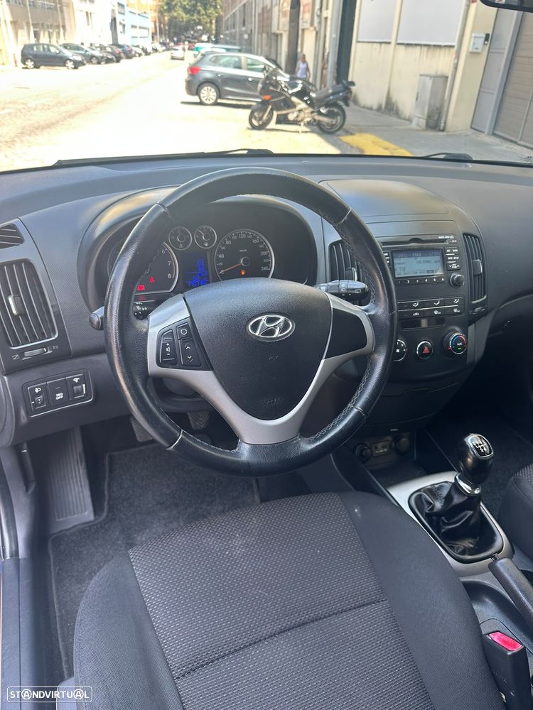 Hyundai i30 1.4 CVVT Blue Comfort - 4
