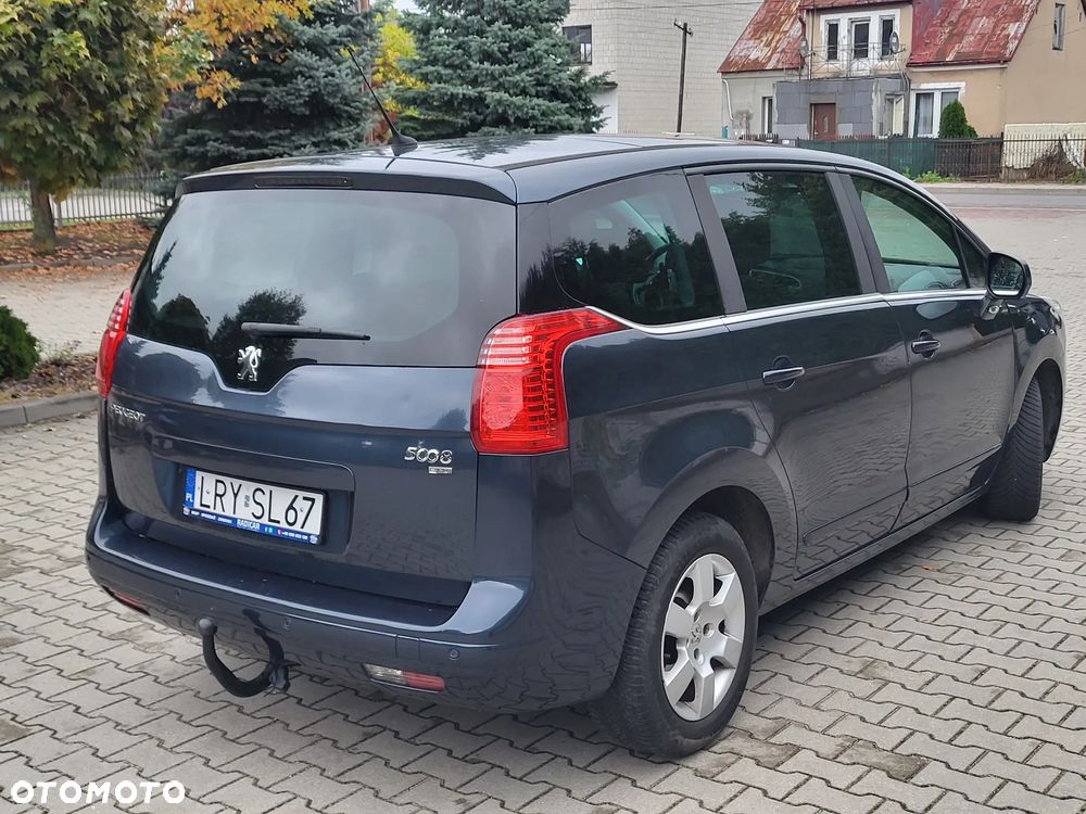 Peugeot 5008 1.6 HDi Premium - 9