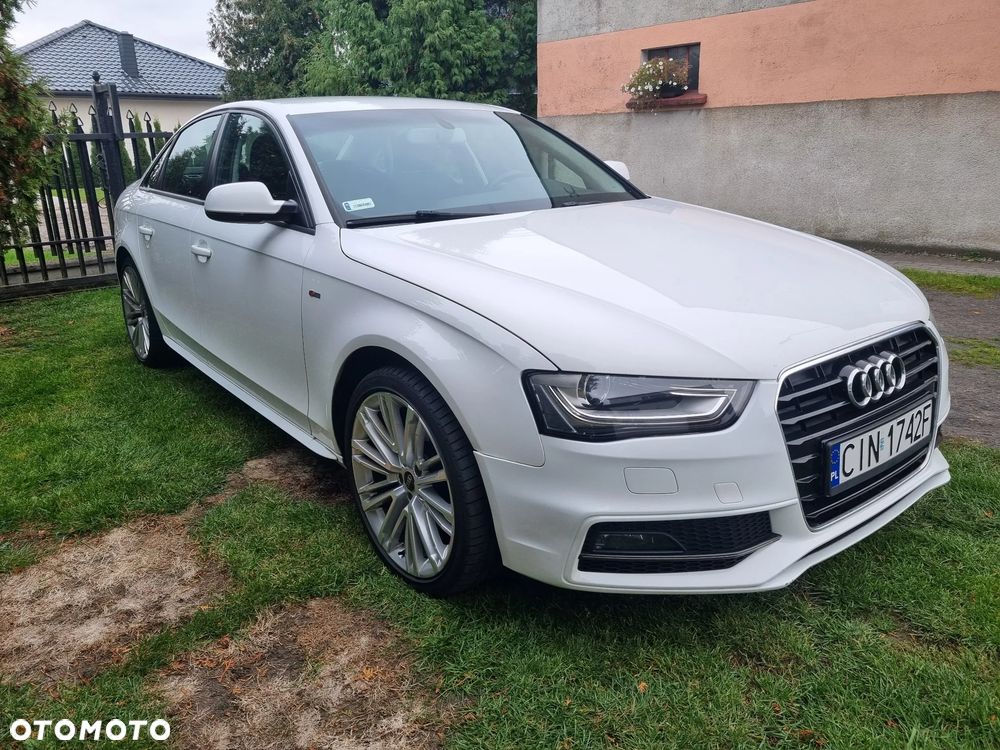 Audi A4 Limousine - 4