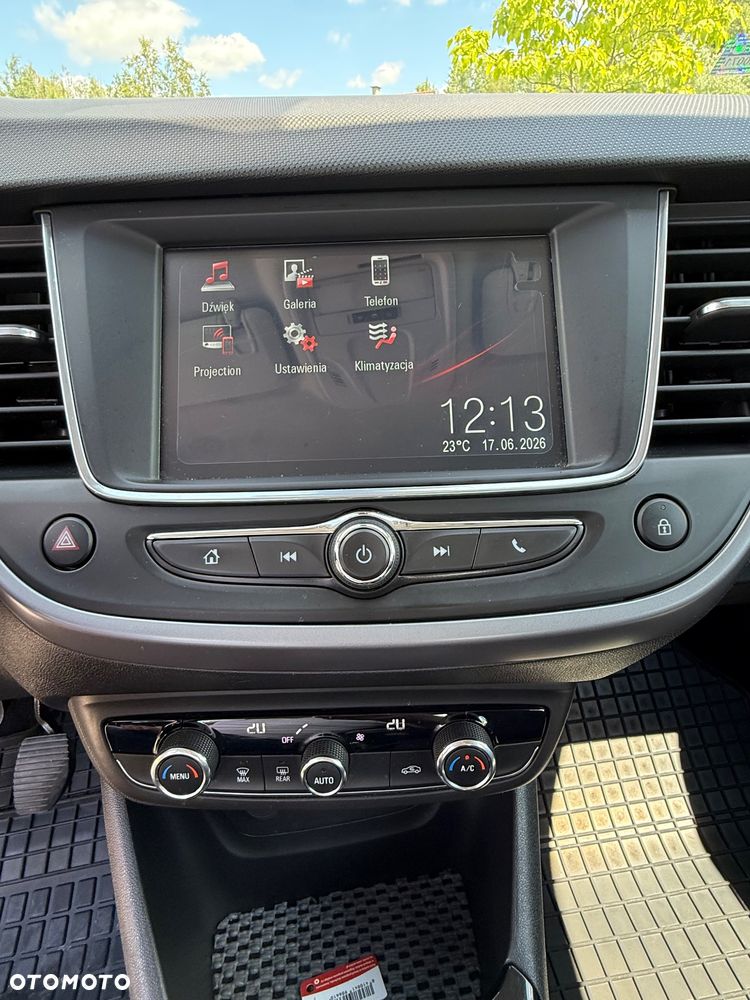 Opel Crossland X 1.2 T Enjoy S&S - 9
