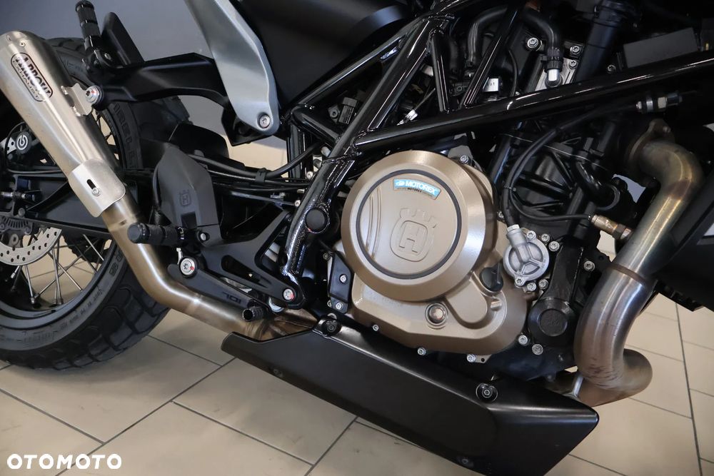 Husqvarna Svartpilen - 17