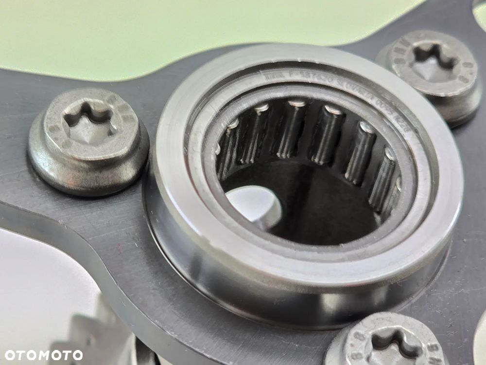 Walek Posredni Prawy Kolo Zebate Lozysko Bmw Gs 1200 Adventure Bmw Rt - 6