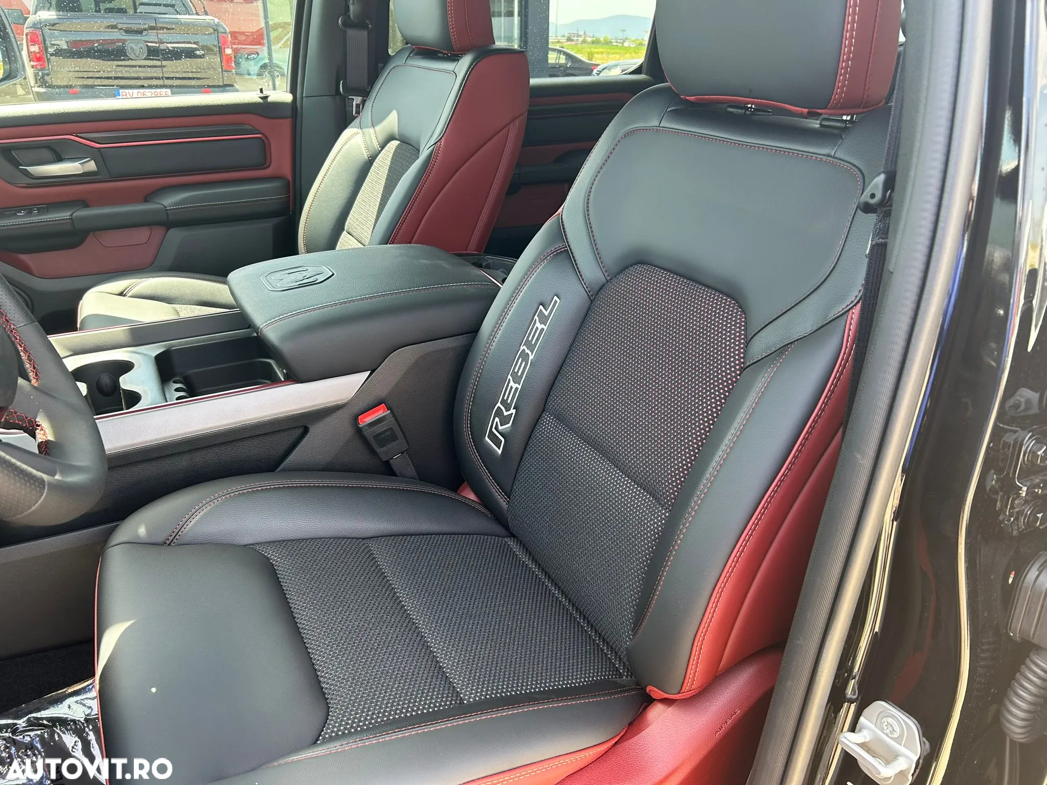 Dodge RAM 1500 REBEL - 11