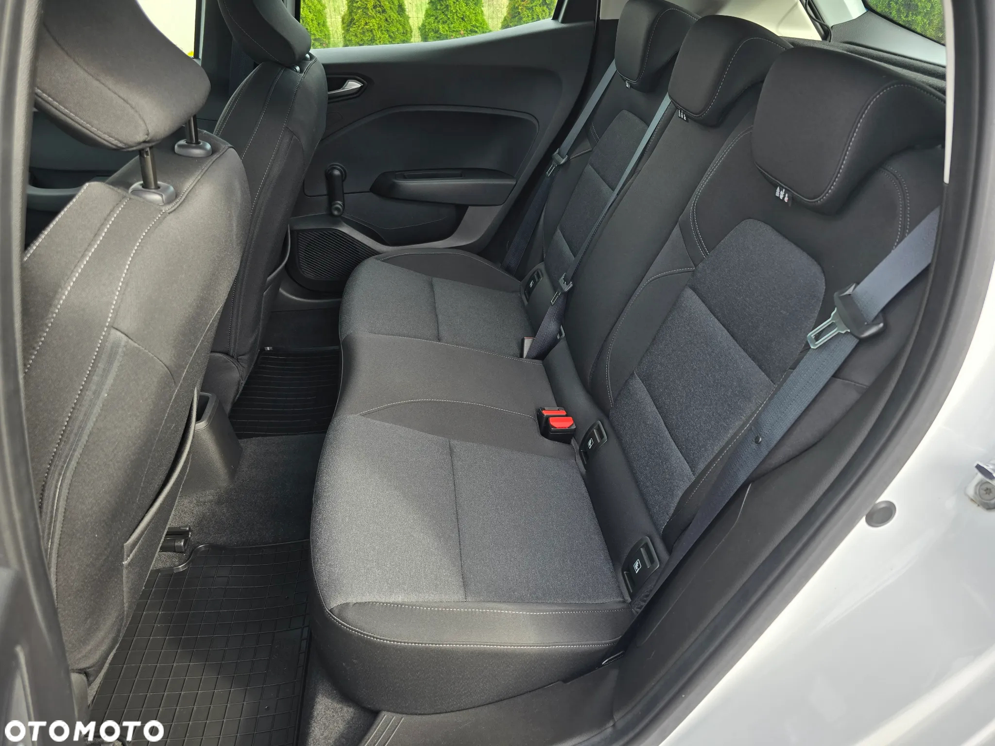 Renault Clio 1.0 TCe Equilibre - 18