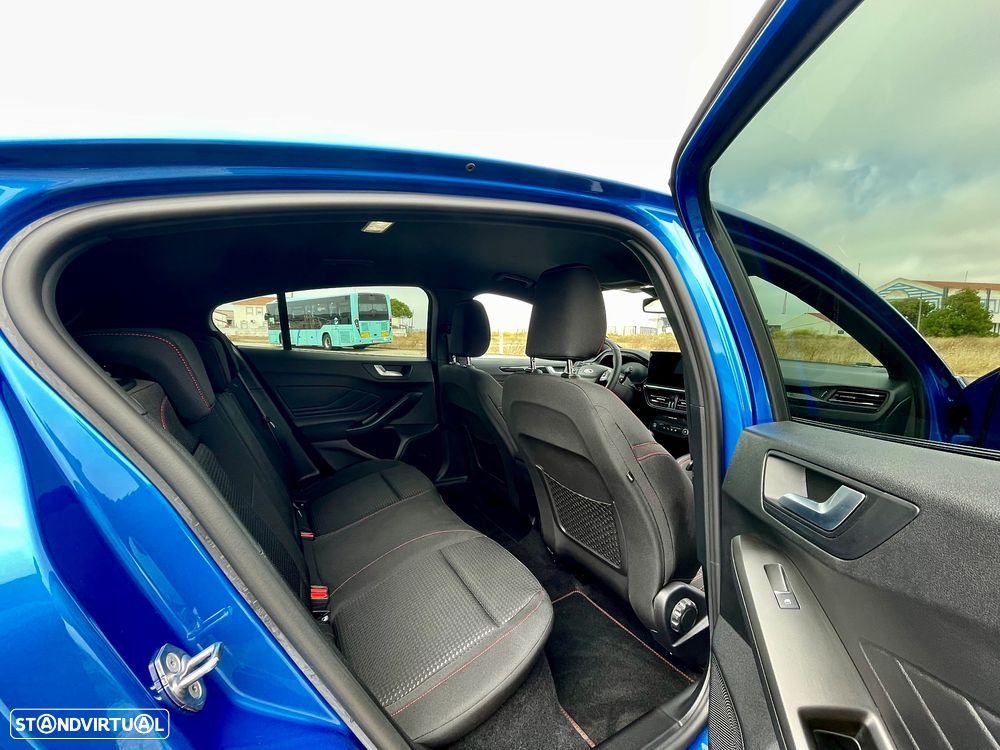 Ford Focus 1.0 EcoBoost MHEV ST-Line - 10