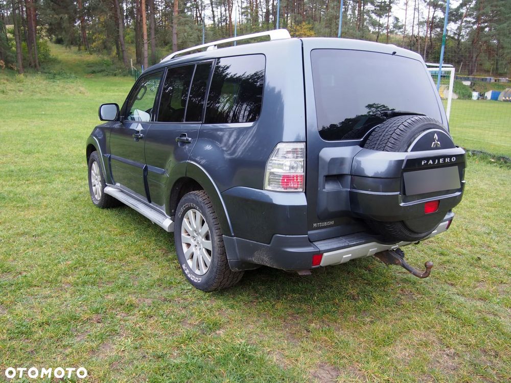 Mitsubishi Pajero 3.2 DI-D Automatik Intense - 5