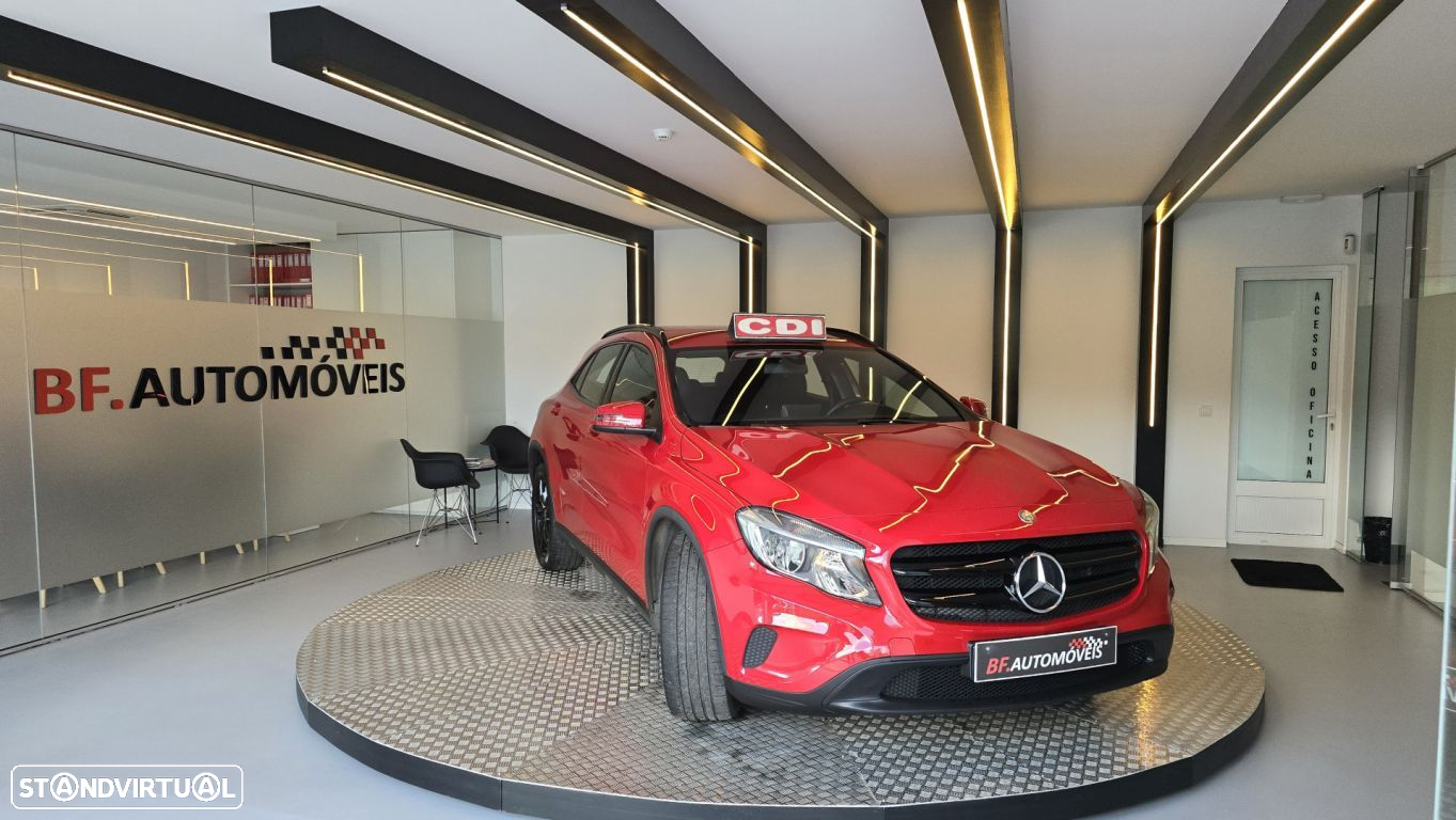 Mercedes-Benz GLA 200 CDi Urban Aut. - 10