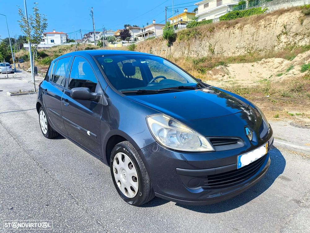 Renault Clio 1.5 dCi Pack - 1