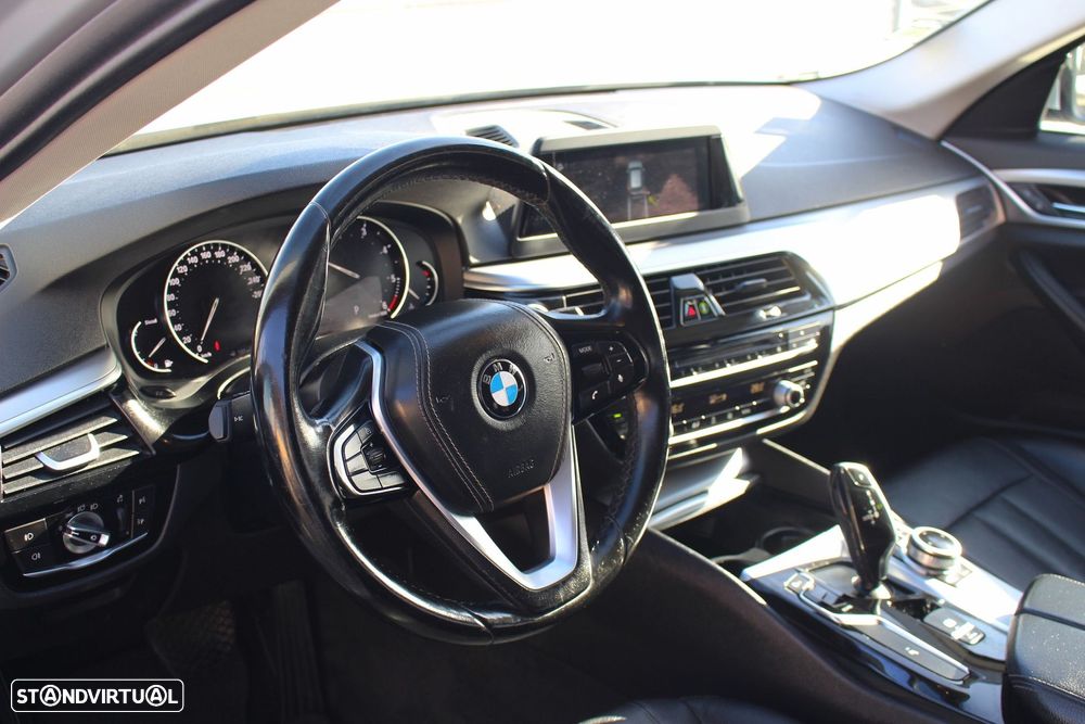 BMW 520 d Line Luxury Auto - 24