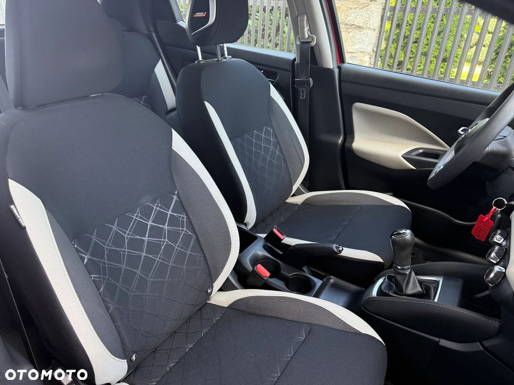 Nissan Micra Visia Plus - 23