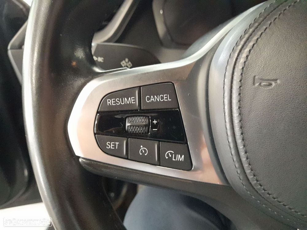 BMW 116 d Pack Desportivo M - 17