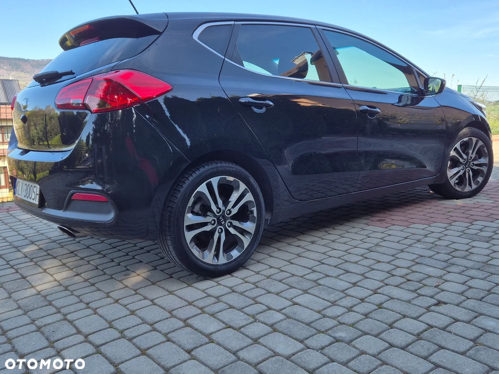 Kia Ceed - 6