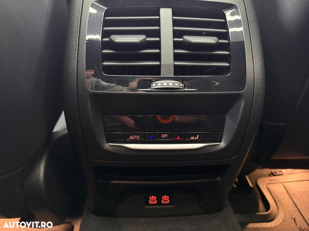 BMW X4 2023 — imagine 27