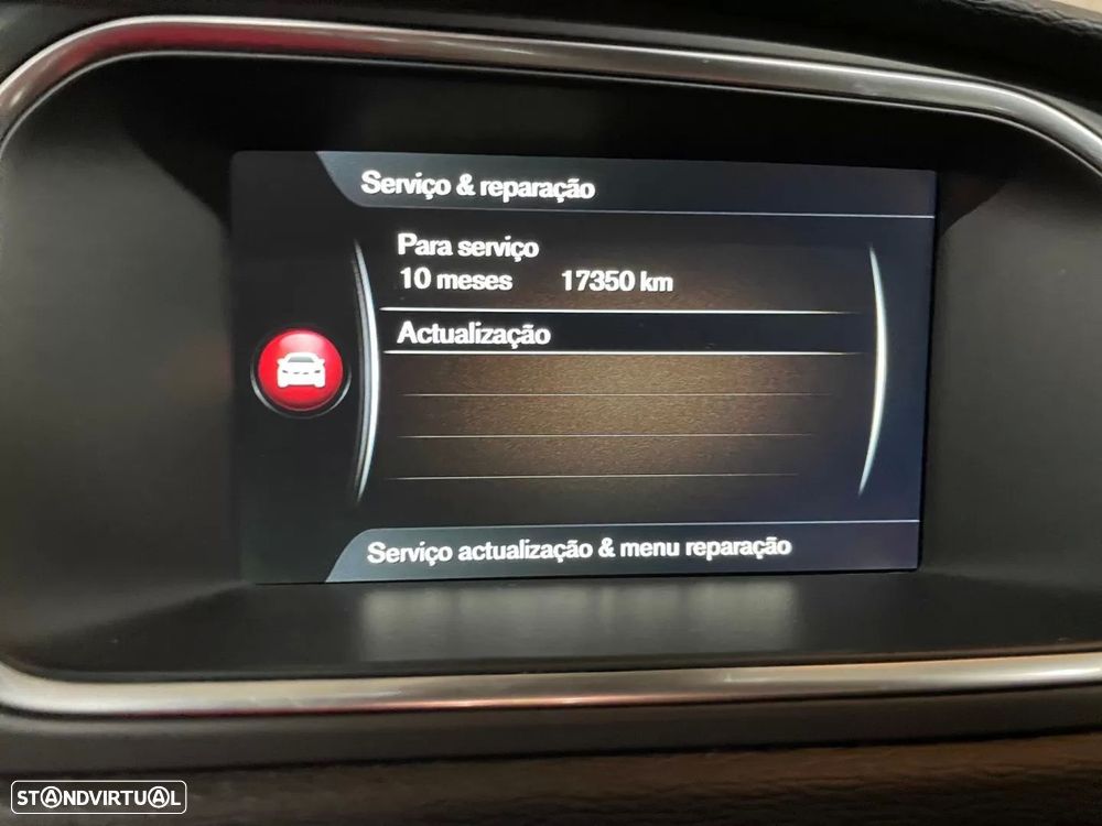 Volvo V40 Cross Country 1.6 D2 Momentum Powershift - 14