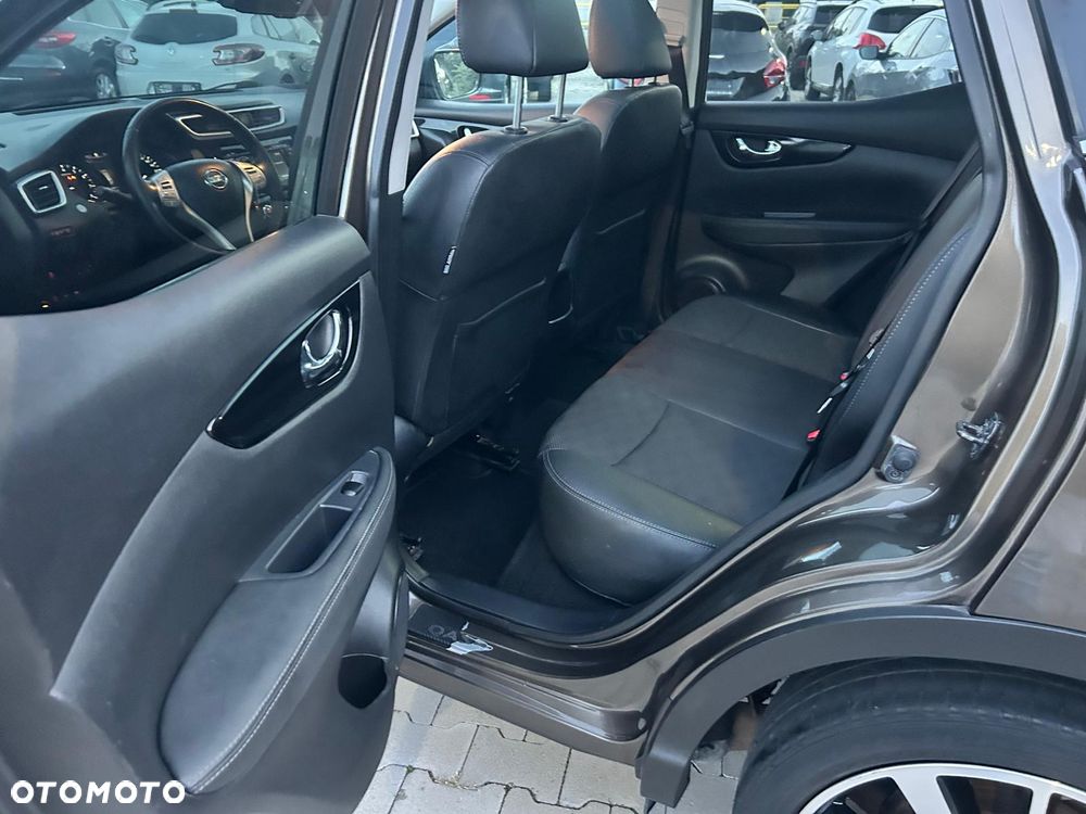 Nissan Qashqai 1.6 Tekna CVT - 24