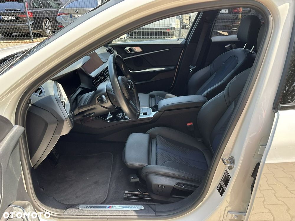 BMW Seria 1 118i M Sport - 10