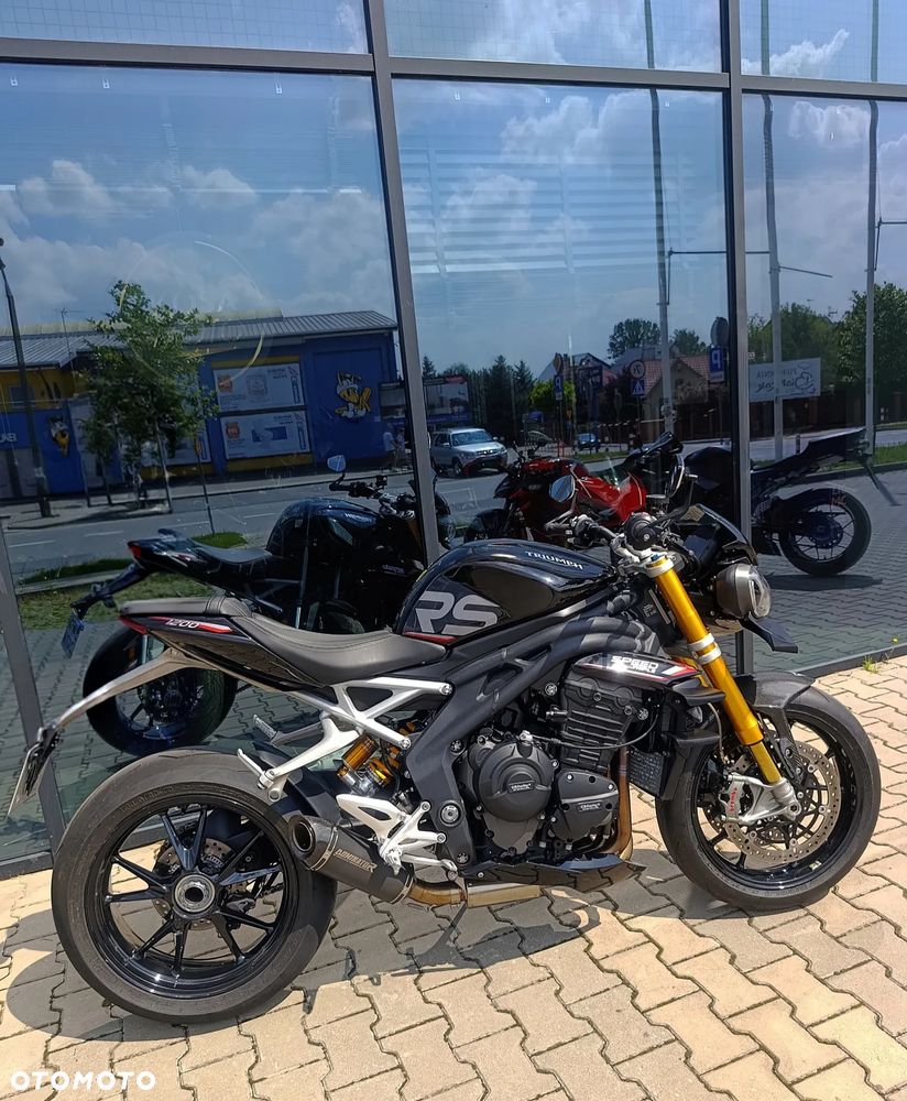 Triumph Speed Triple - 18