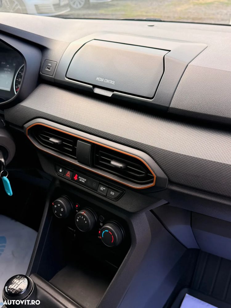 Dacia Sandero Stepway TCe 90 MT6 Essential - 13