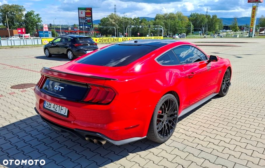 Ford Mustang - 4