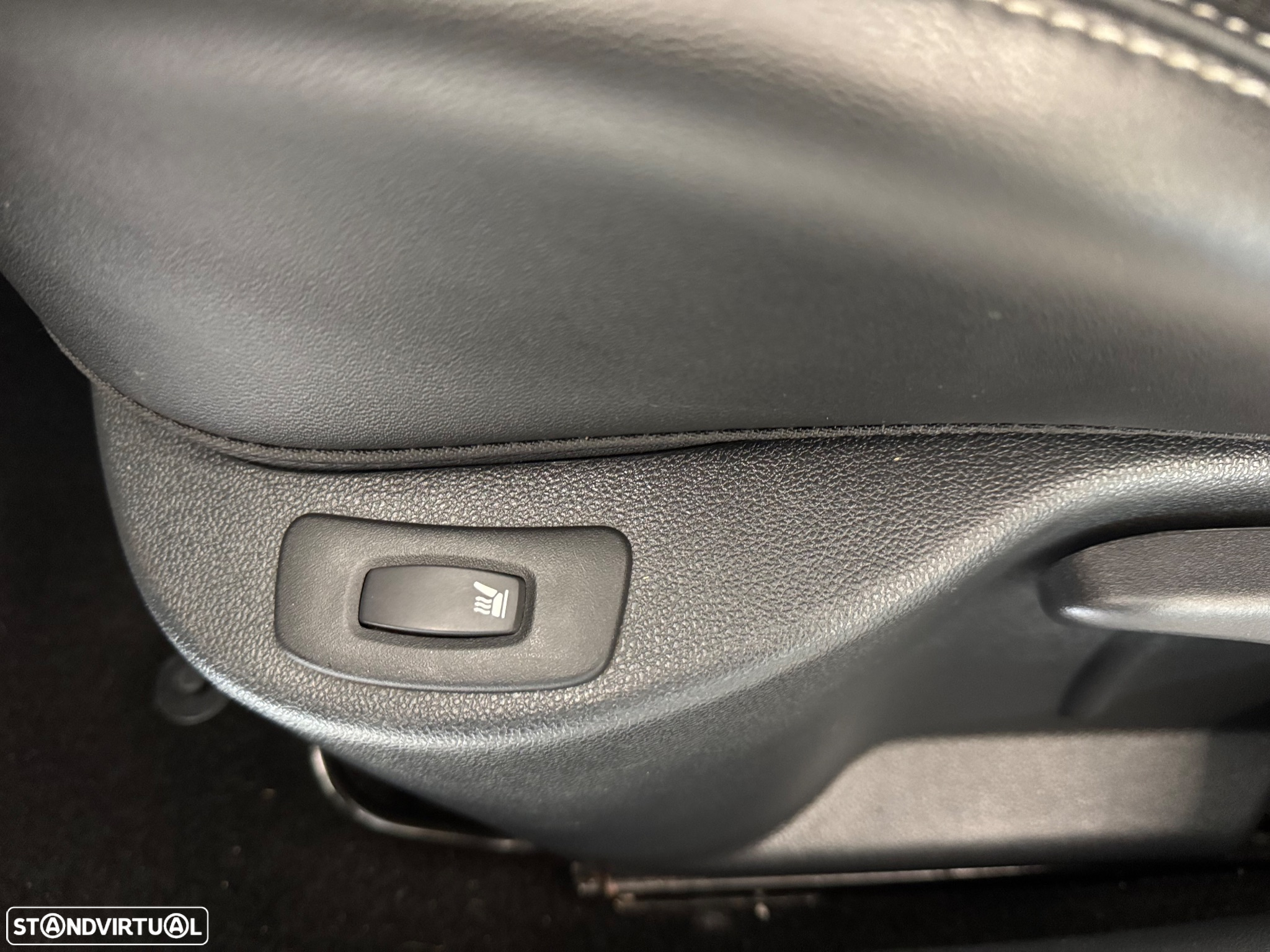 Renault Clio (Energy) dCi 90 Bose Edition - 11