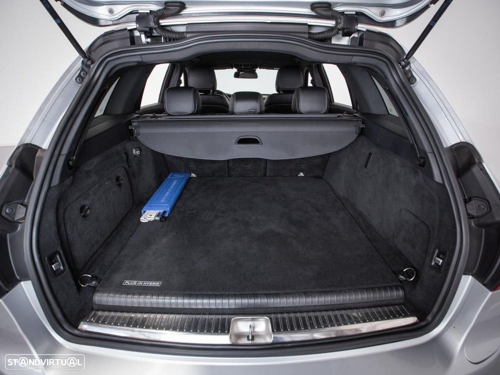 Mercedes-Benz C 350 - 12