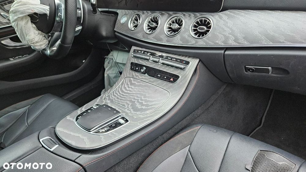 Mercedes-Benz CLS - 11