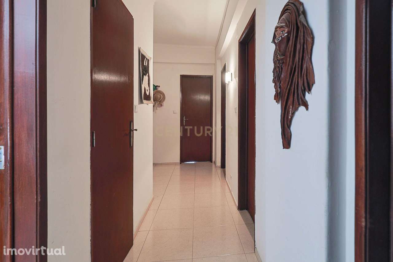 Apartamento T3 com Varandas em Corroios - Grande imagem: 3/18